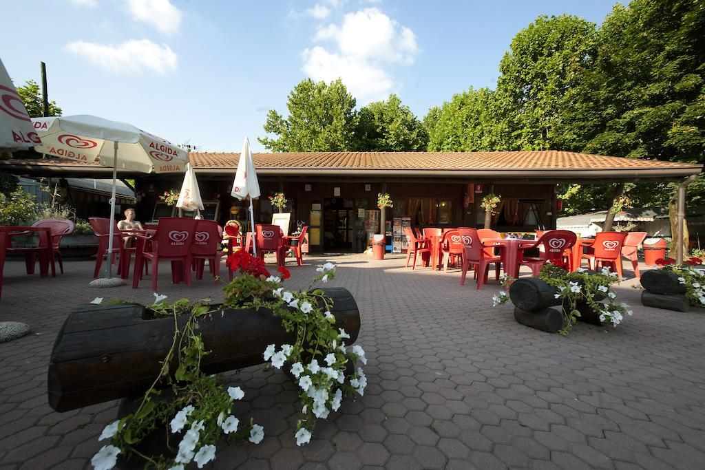 Campeggio Smeraldo Dormelletto Exterior photo